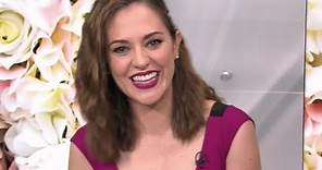 Broadway Star Laura Osnes Sings 'In the Key of Love' | New York Live TV