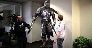 Dark Souls II - Warrior Knight Life-Size Statue Unboxing