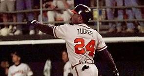 1998 NLCS Gm5: Tucker hits a go-ahead three-run homer