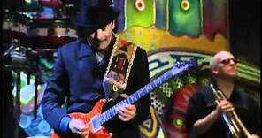Carlos Santana -- Oye Como Va [[ Official Live Video ]] HD