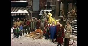 A Special Sesame Street Christmas (1978) - Christmas Carols