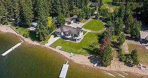 Prime Waterfront Home in British Columbia, Canada | Sotheby's International Realty