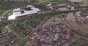 L'Afrique du Sud frappée par les pires inondations de son histoire: les images au-dessus de Durban