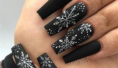 Christmas Nails Aesthetic Black
