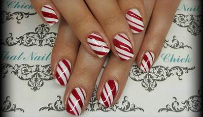 Christmas Nails Candy Cane Stripes
