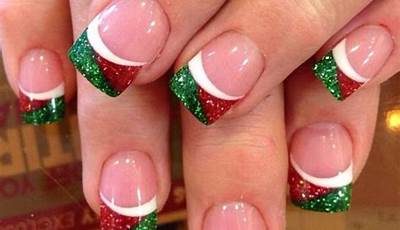 Christmas Nails Green Tips