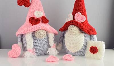 Crochet Valentine's Day Gnome