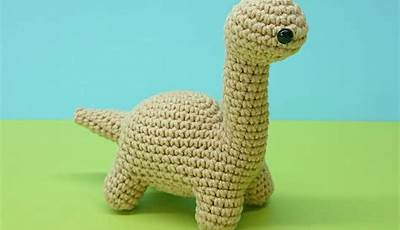 Crochet Valentine Dinosaur