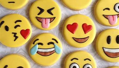 Emoji Valentine Cookies