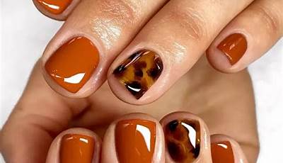 Fall Nails 2022 Burnt Orange