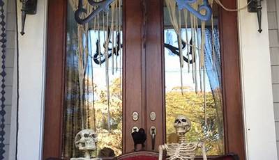 Fall Porch Decor Skeleton