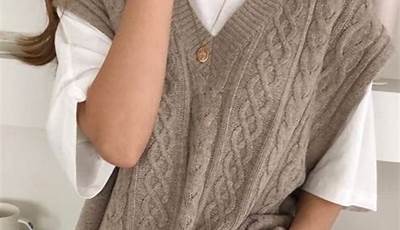 Fall Sweater Vest Outfits Women