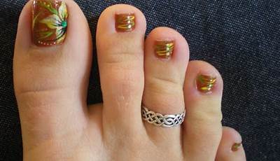 Fall Toe Nails Designs