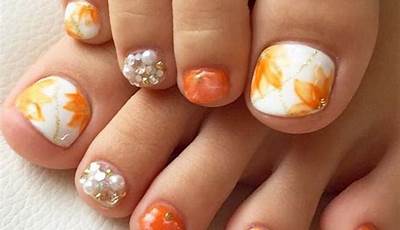 Fall Toe Nails With Design