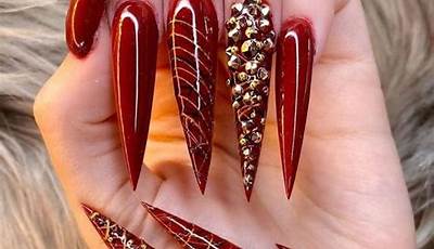 Long Exotic Christmas Nails