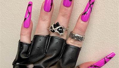 Pastel Goth Valentines Nails