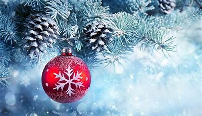 Red Ornaments Christmas Tree Wallpaper