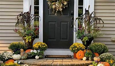 Townhome Front Porch Fall Decor
