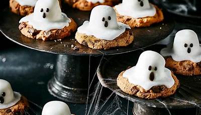 Valentine Ghost Cookies