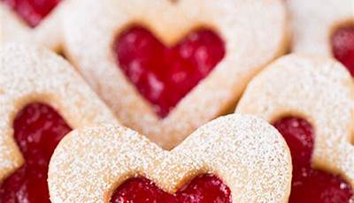 Valentine Linzer Cookies