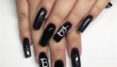 Valentines Day Nails With Initials Black