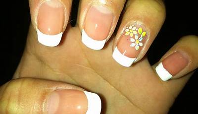 White French Tips With Ring Finger Design