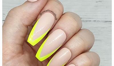 White French Tips With Yellow Line