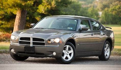 2010 Dodge Charger SXT H/O with Spoiler and Alloy Rims | Car Dealership
