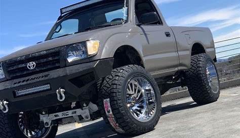 1998 Toyota Tacoma with 20x12 -51 ARKON OFF-ROAD Caesar and 33/12.5R20