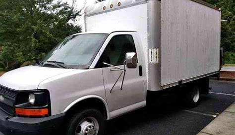 Chevrolet Express 3500 Box Truck (2006) : Van / Box Trucks