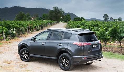 Toyota introduces RAV4 Facelift for MY2015