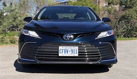 2021 Toyota Camry XLE AWD Review: The Only Midsize Sedan - Motor