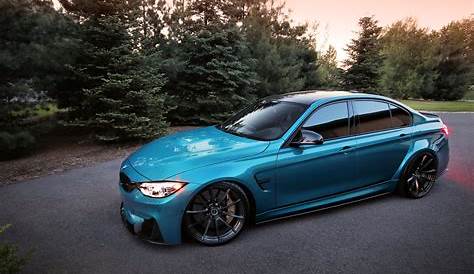 Sensational Blue Paint on BMW 3-Series Fitted with Gloss Black Brixton
