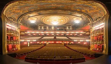 Colonial Theater – Boston | Geoffrey Goldberg Photography