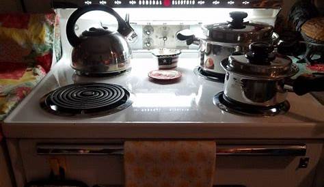 Kitchen Aid Mixer, Kitchen Appliances, Vintage Stoves, Diy Kitchen