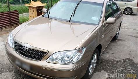 Toyota Camry Gold - amazing photo gallery, some information and