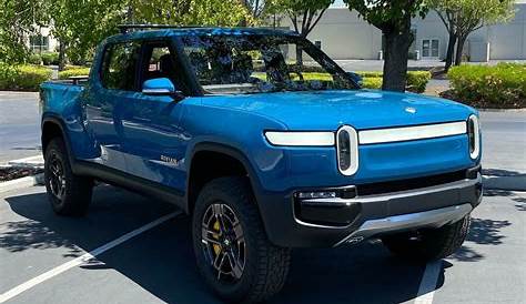 rivian r1t owners manual