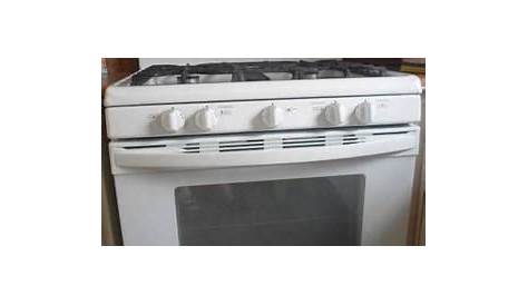 Kenmore Gas Range Stove/Oven with Convection, Model 7290 - White for