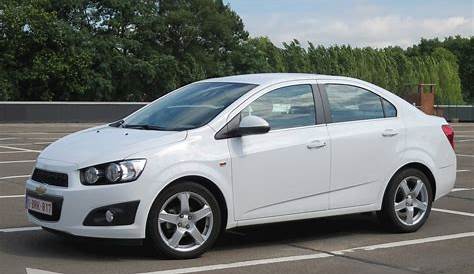 2005 Chevrolet Aveo LT - 4dr Hatchback 1.6L Manual