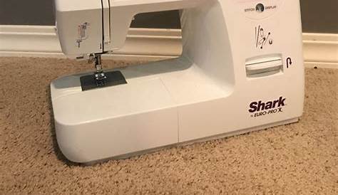 Sewing Machine - Shark by Euro-Pro X 7133 for Sale in Issaquah, WA