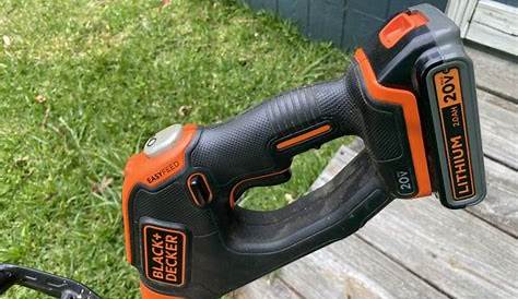 Black + Decker 20V Weed Eater with 3 Batteries and Charger for Sale in Yorktown, VA - OfferUp