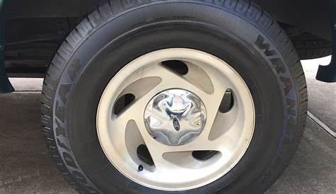 Texas OE 97-03 F150 Wheels with great tires - $400 (Katy) - Ford F150