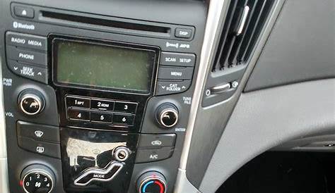 2013 Hyundai sonata radio won't turn on. : Cartalk