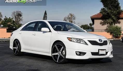 2011 Toyota Camry | 20" MQ Wheels 3226 Gloss black with Brushed Face
