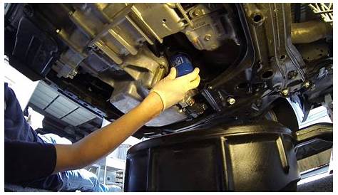 How to change oil on a 2007-2011 Honda CR-V - YouTube