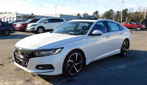 New 2019 Honda Accord Sport 2.0T 4dr Car in Milledgeville #H19125