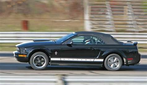 2006 Ford Mustang V6 Pony Convertible 1/4 mile trap speeds 0-60 - DragTimes.com