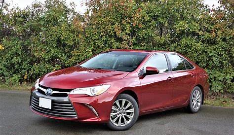 2017 Toyota Camry Hybrid XLE | The Car Magazine