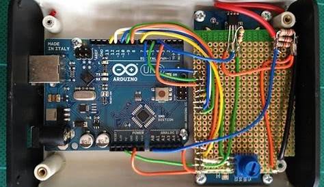 DIY Arduino Battery Tester Reveals the Secret Capacity of Disposable