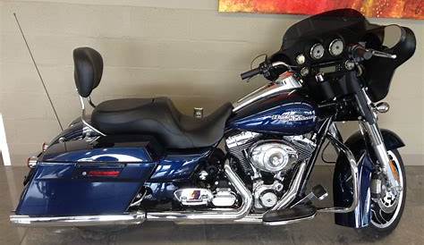 2012 Harley Davidson FLHX Street Glide Low miles Big Blue Pearl Paint NICE